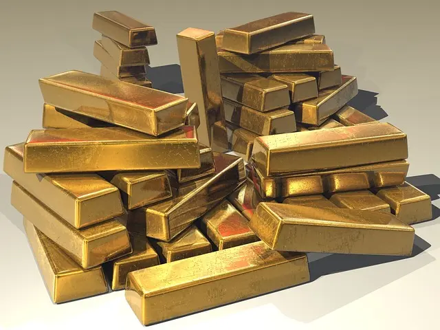 Top Luxury Investment Platforms Comparison